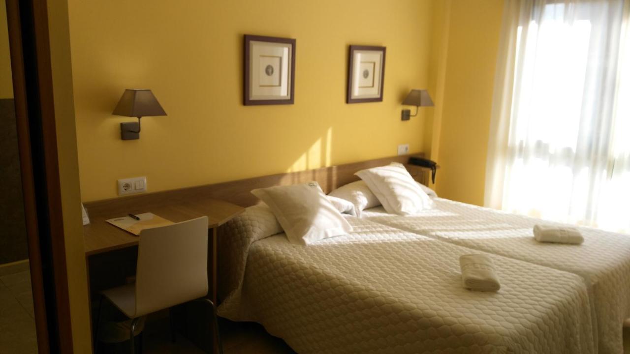 Hotel Casa Benilde Palas de Rei Buitenkant foto