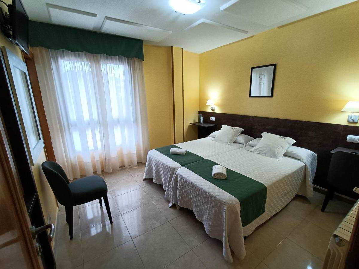 Hotel Casa Benilde Palas de Rei Buitenkant foto