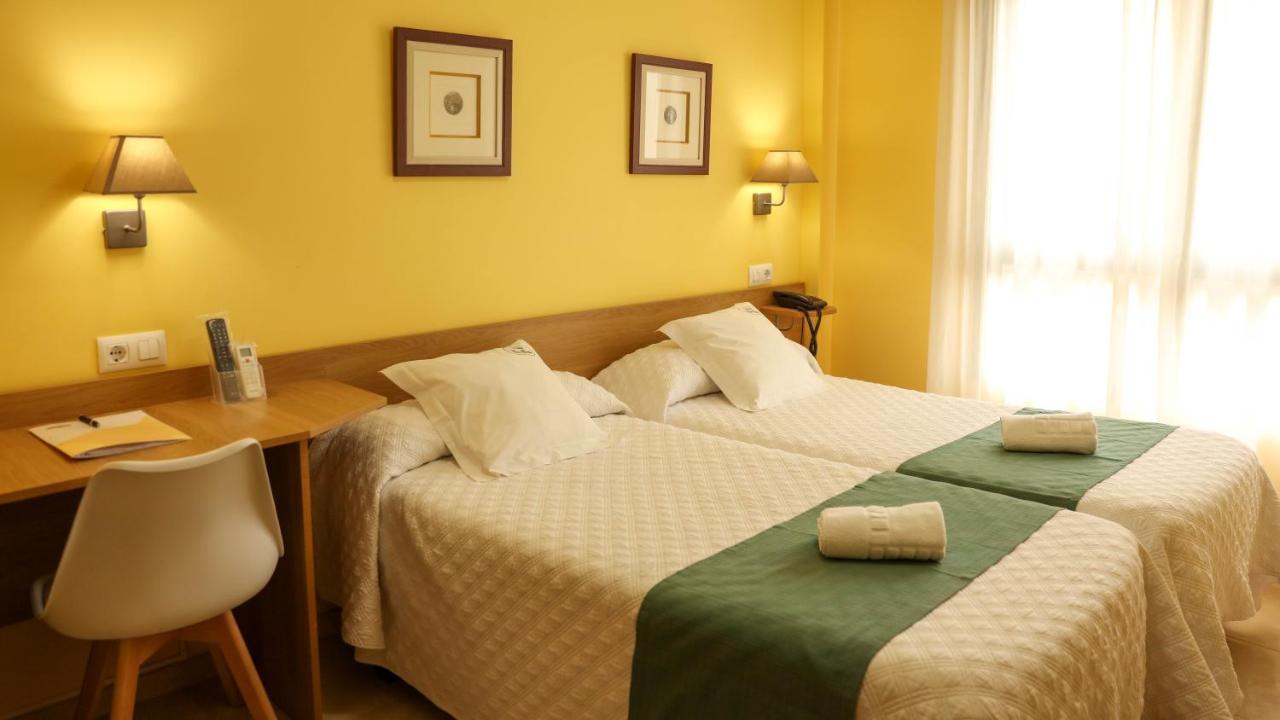 Hotel Casa Benilde Palas de Rei Buitenkant foto