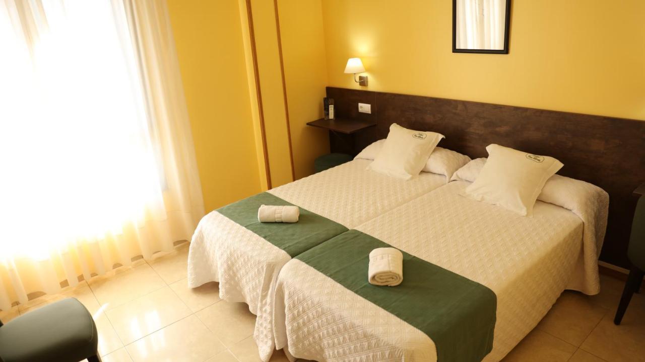 Hotel Casa Benilde Palas de Rei Buitenkant foto