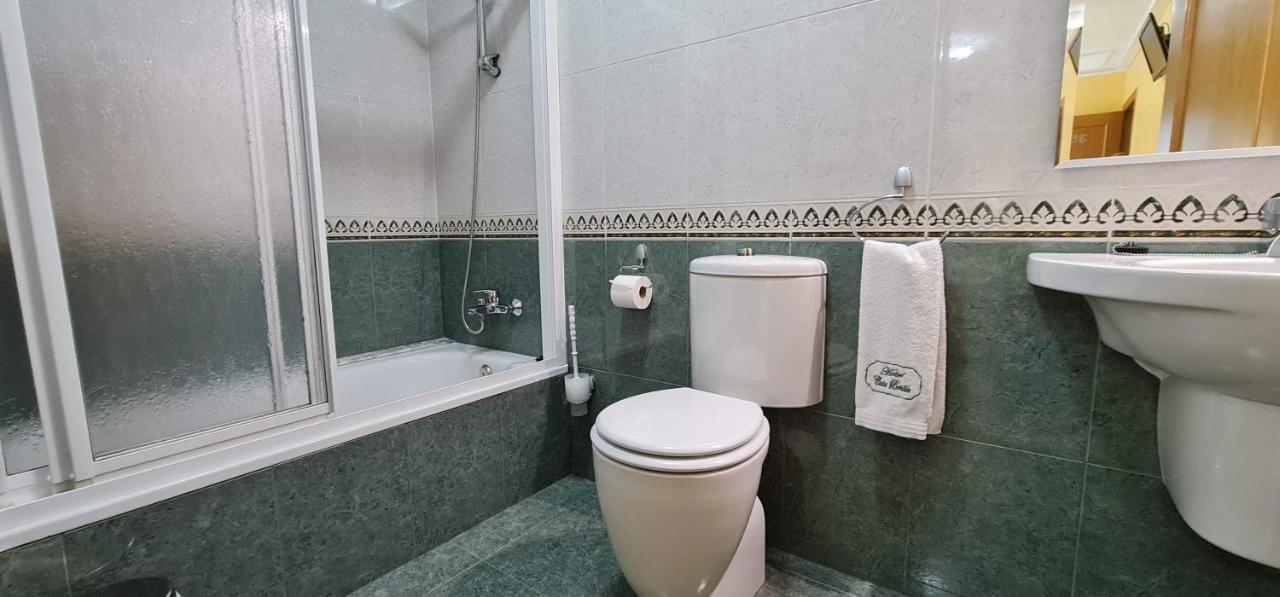 Hotel Casa Benilde Palas de Rei Buitenkant foto